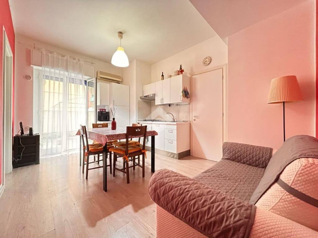 appartamento in vendita a La Spezia in zona Canaletto / Buonviaggio / Migliarina