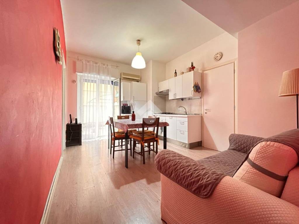 appartamento in vendita a La Spezia in zona Canaletto / Buonviaggio / Migliarina