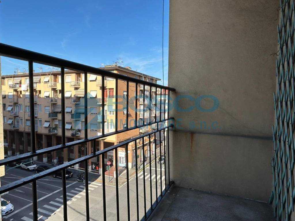 appartamento in vendita a La Spezia in zona Canaletto / Buonviaggio / Migliarina