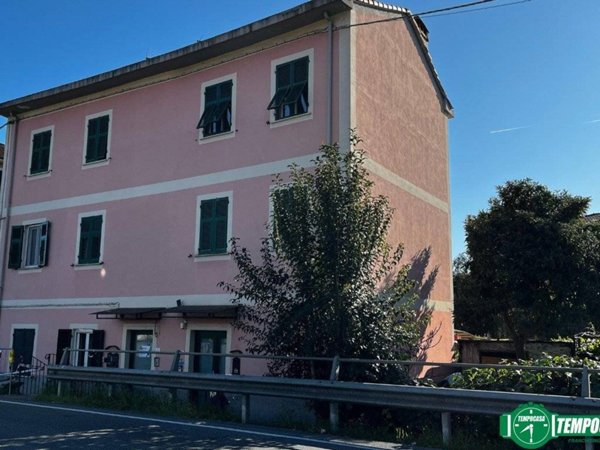 appartamento in vendita a La Spezia in zona Canaletto / Buonviaggio / Migliarina