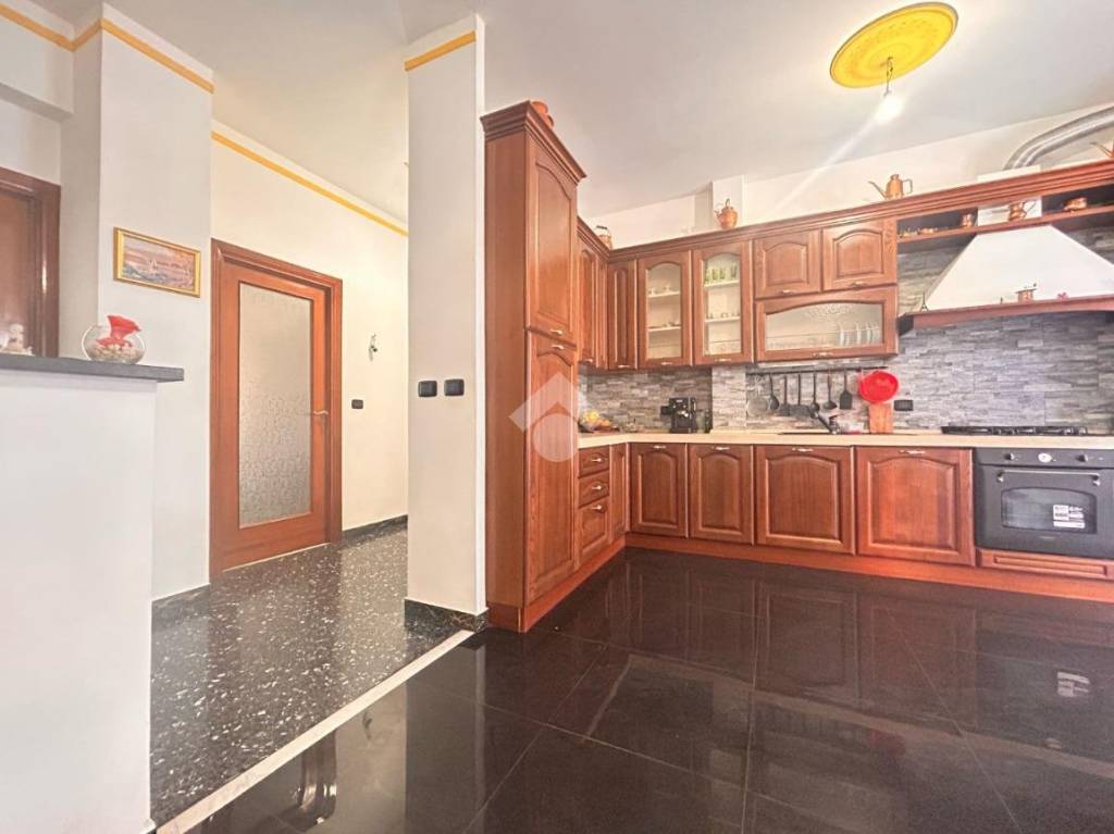 appartamento in vendita a La Spezia in zona Canaletto / Buonviaggio / Migliarina