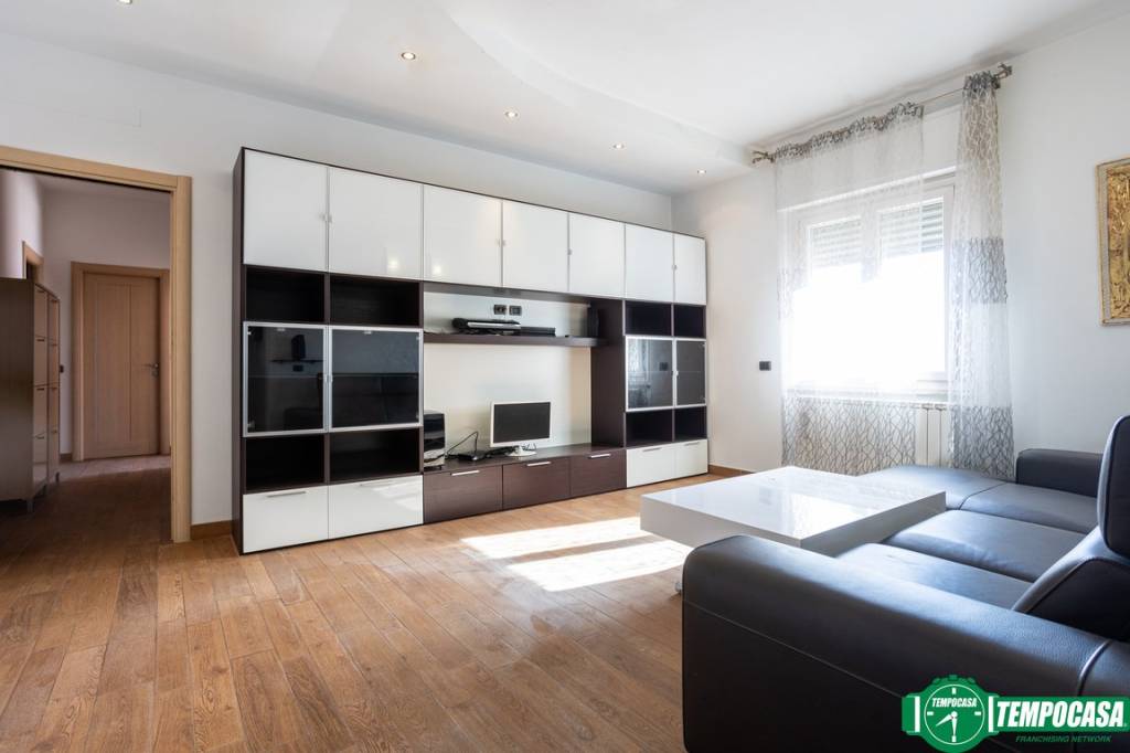 appartamento in vendita a La Spezia in zona Canaletto / Buonviaggio / Migliarina