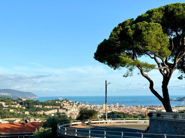 appartamento in vendita a La Spezia in zona Centro Storico