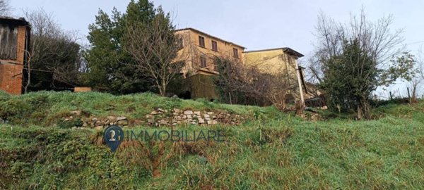 casa indipendente in vendita a La Spezia