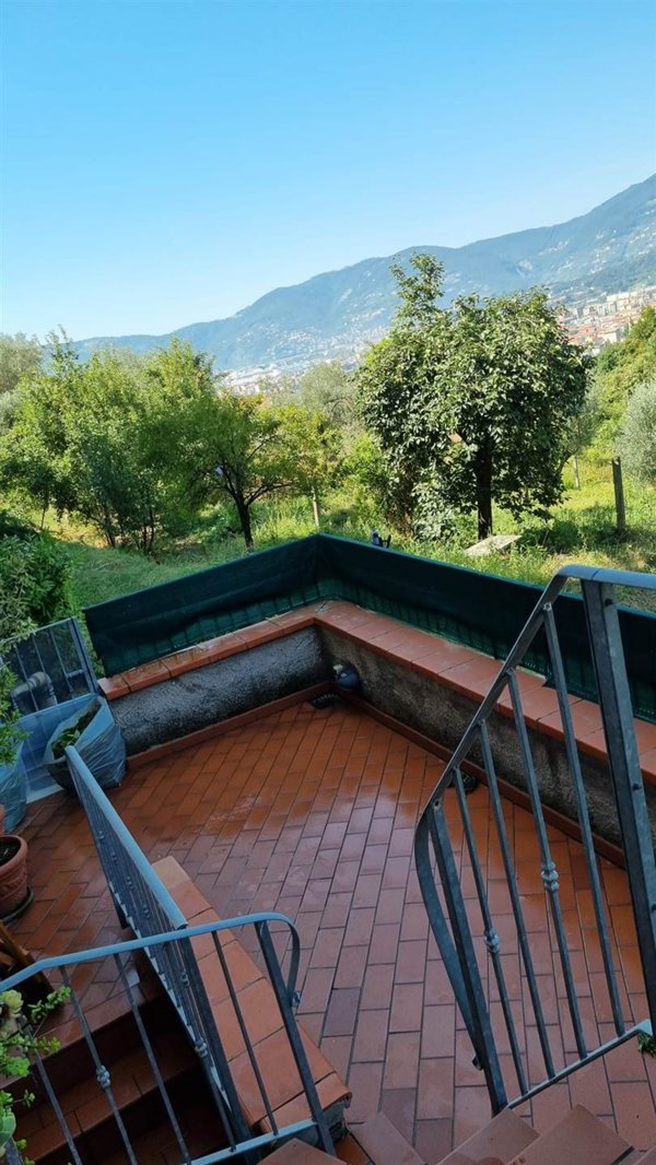 casa indipendente in vendita a La Spezia in zona San Venerio