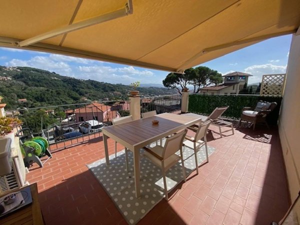 appartamento in vendita a La Spezia in zona La Foce / Sant'Anna