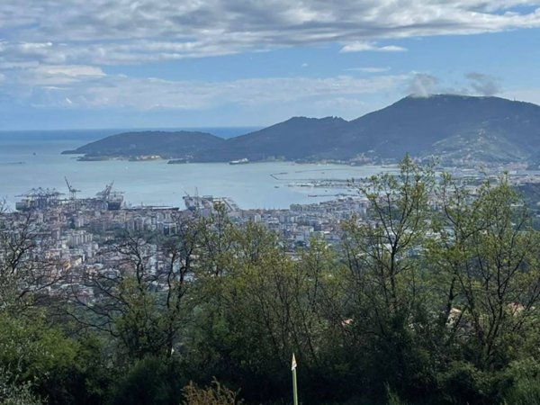 appartamento in vendita a La Spezia in zona Canaletto / Buonviaggio / Migliarina