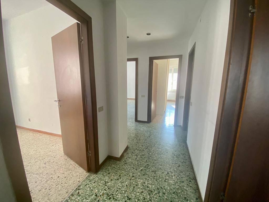 appartamento in vendita a La Spezia in zona Ruffino