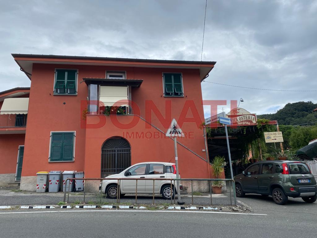 appartamento in vendita a La Spezia in zona Chiappa