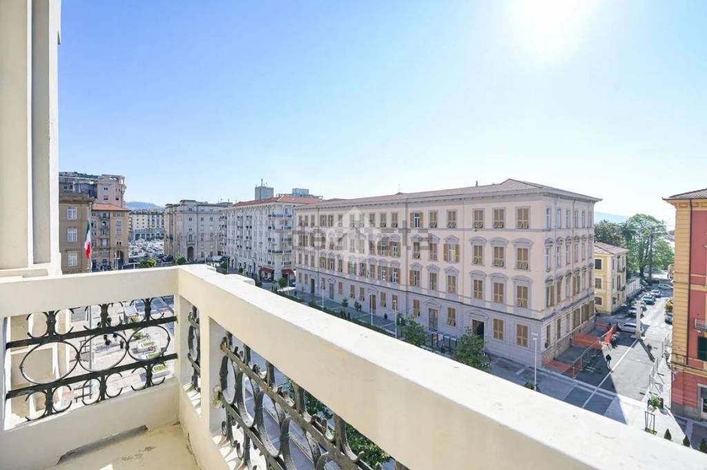 appartamento in vendita a La Spezia in zona Centro Storico