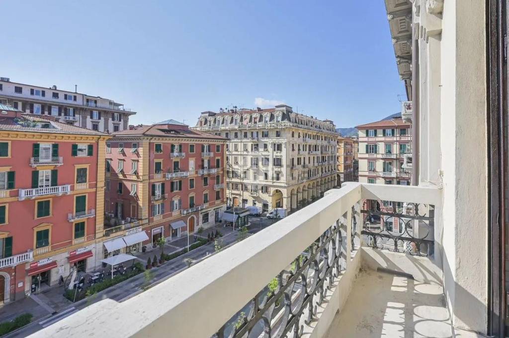 appartamento in vendita a La Spezia in zona Centro Storico