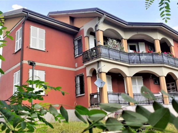 appartamento in vendita a La Spezia in zona Chiappa