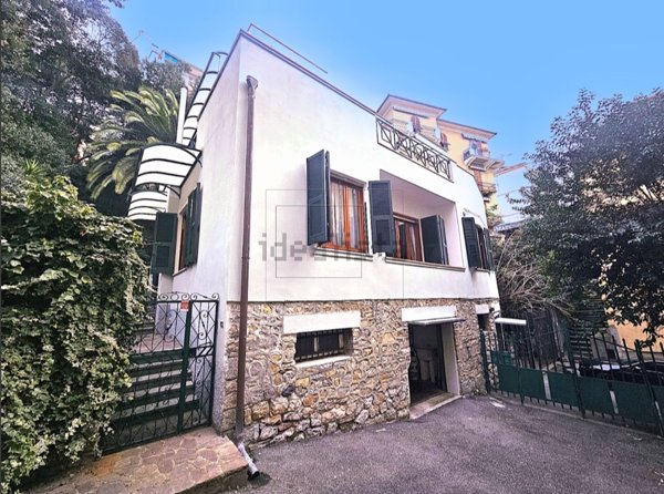 casa indipendente in vendita a La Spezia in zona Centro Storico