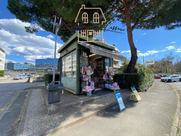 negozio in vendita a La Spezia in zona Canaletto / Buonviaggio / Migliarina