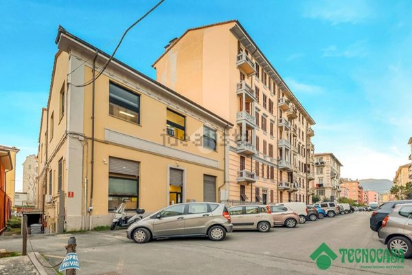 locale di sgombero in vendita a La Spezia