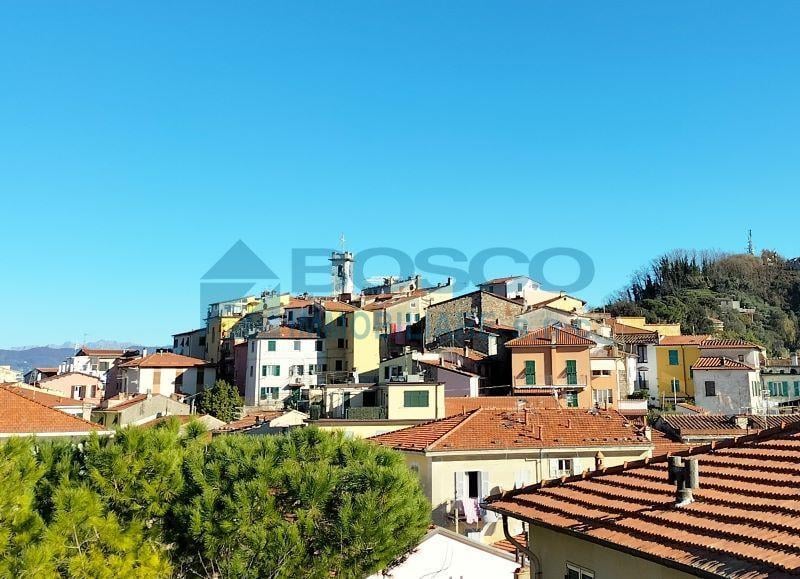 appartamento in vendita a La Spezia in zona Pitelli
