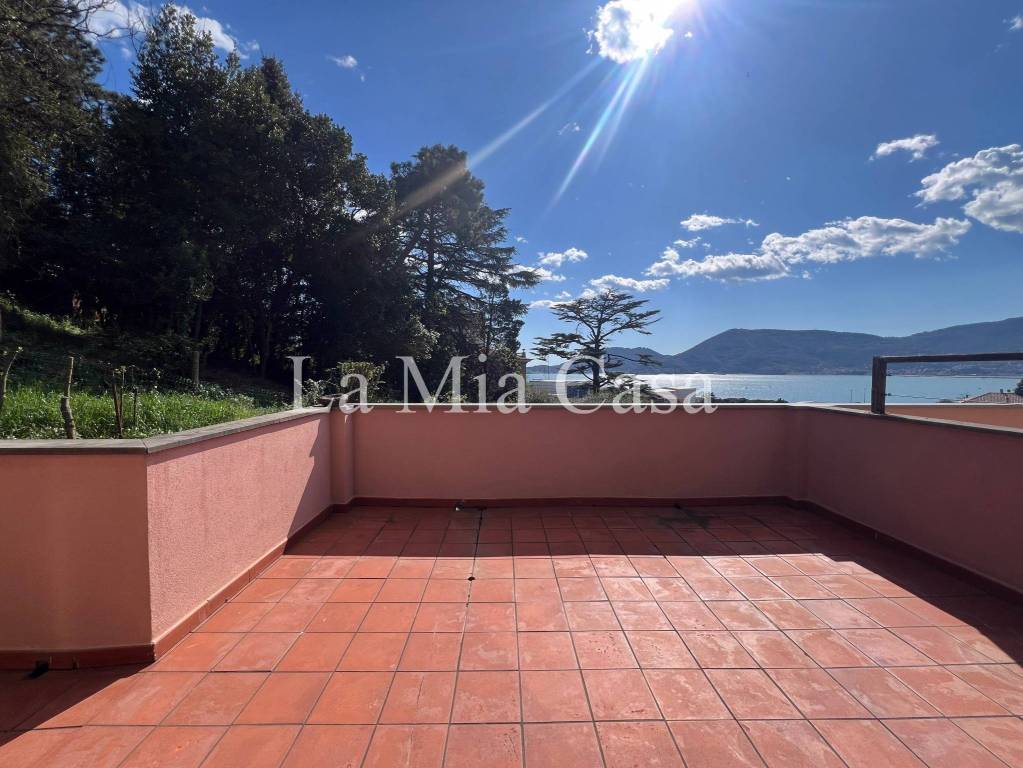 appartamento in vendita a La Spezia in zona Muggiano