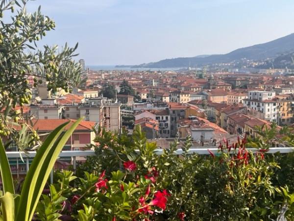 appartamento in vendita a La Spezia in zona Montepertico