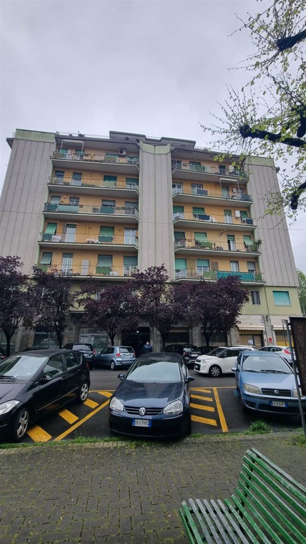 appartamento in vendita a La Spezia in zona Canaletto / Buonviaggio / Migliarina