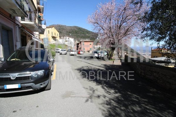 appartamento in vendita a La Spezia in zona Biassa