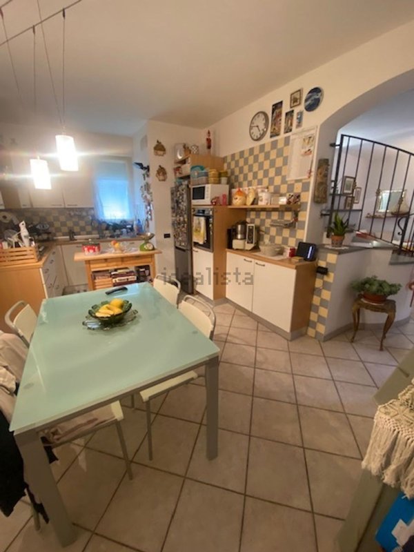 appartamento in vendita a La Spezia in zona Marola