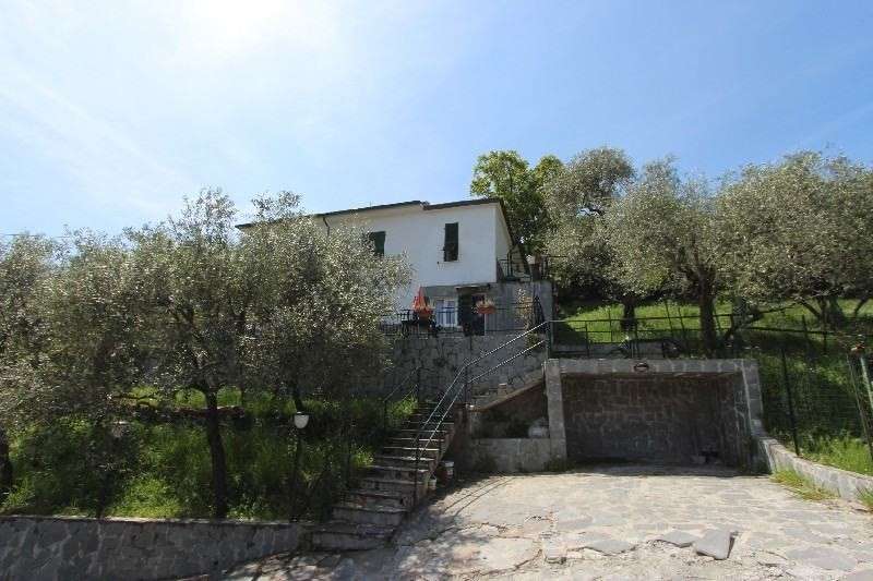 appartamento in vendita a La Spezia in zona La Foce / Sant'Anna