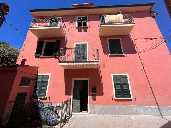 appartamento in vendita a La Spezia in zona Pitelli
