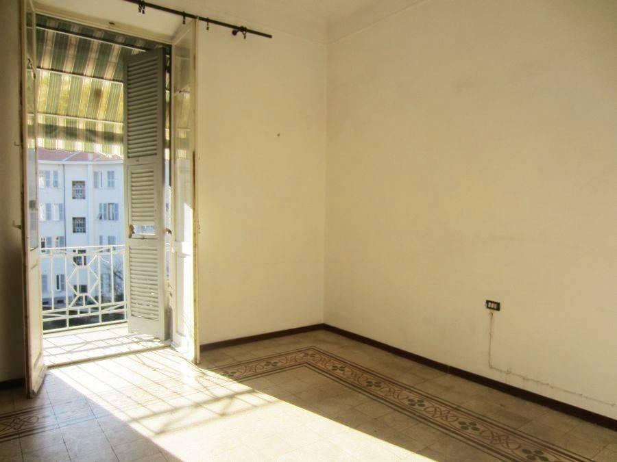 appartamento in vendita a La Spezia in zona Canaletto / Buonviaggio / Migliarina