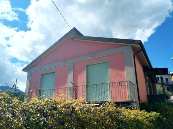 appartamento in vendita a La Spezia in zona Canaletto / Buonviaggio / Migliarina