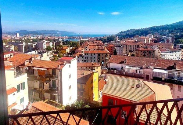 appartamento in vendita a La Spezia in zona Marola
