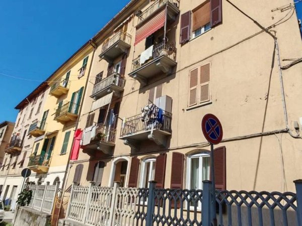 appartamento in vendita a La Spezia in zona Canaletto / Buonviaggio / Migliarina