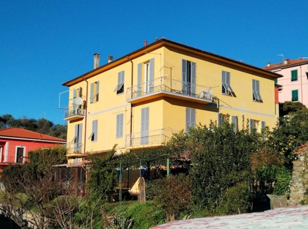 appartamento in vendita a La Spezia in zona Montepertico