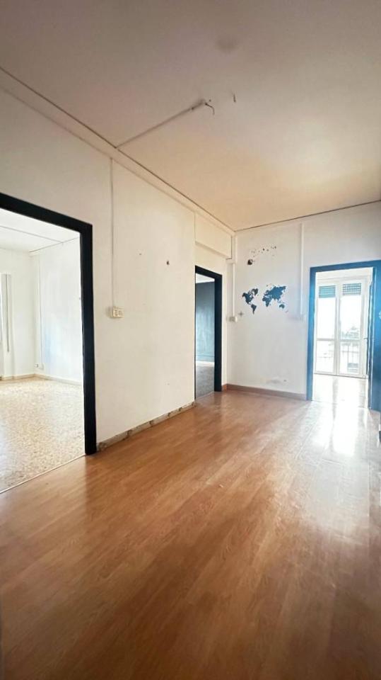appartamento in vendita a La Spezia in zona Canaletto / Buonviaggio / Migliarina