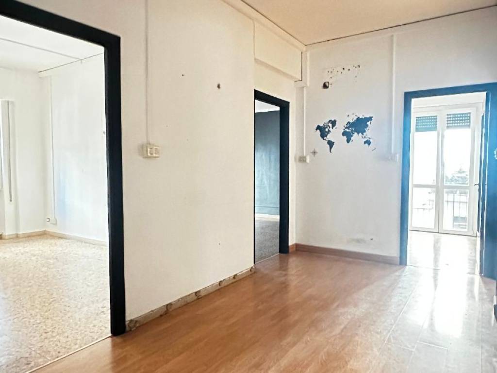 appartamento in vendita a La Spezia in zona Canaletto / Buonviaggio / Migliarina