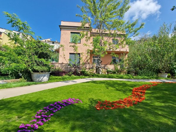 casa indipendente in vendita a La Spezia in zona Pitelli