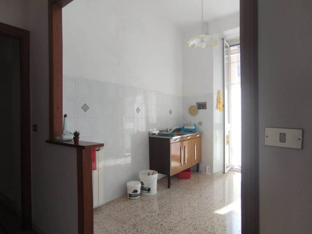 appartamento in vendita a La Spezia in zona Canaletto / Buonviaggio / Migliarina