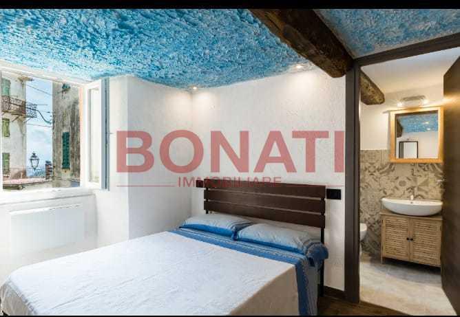 appartamento in vendita a La Spezia in zona Biassa