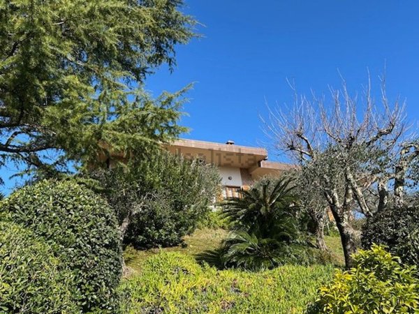 casa indipendente in vendita a La Spezia
