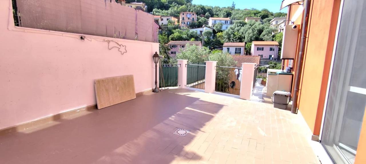 appartamento in vendita a La Spezia in zona Biassa