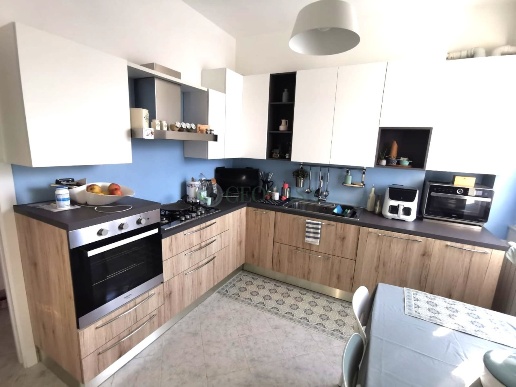 appartamento in vendita a La Spezia in zona Marola