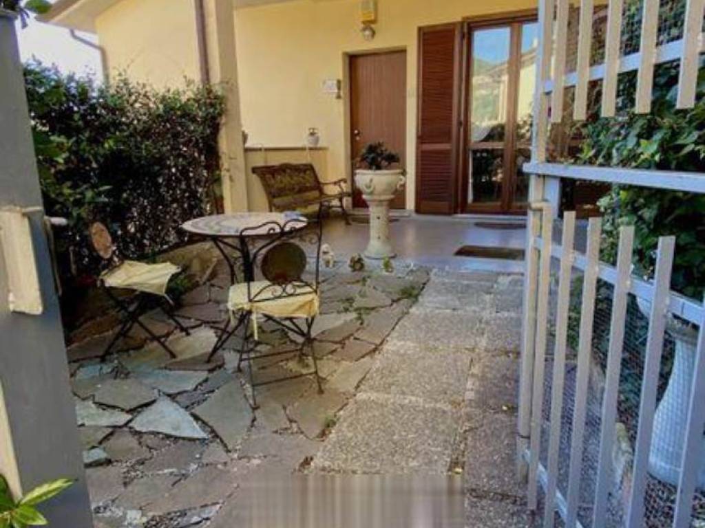 casa indipendente in vendita a La Spezia