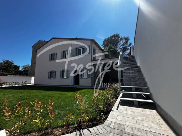 appartamento in vendita a La Spezia in zona Canaletto / Buonviaggio / Migliarina