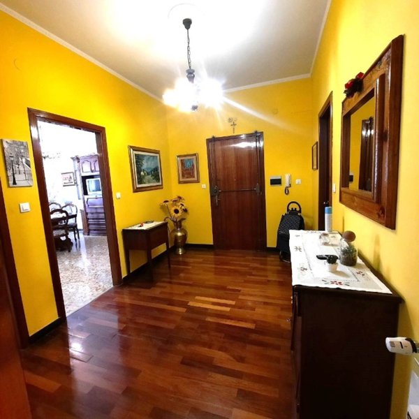 appartamento in vendita a La Spezia in zona Canaletto / Buonviaggio / Migliarina