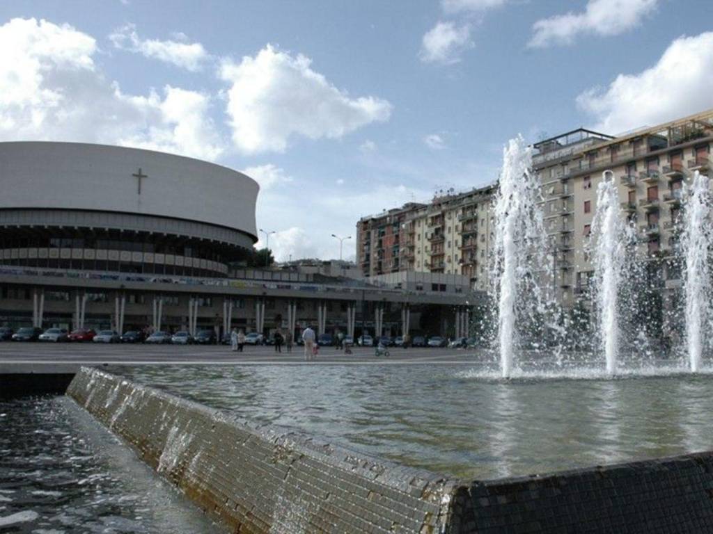 negozio in vendita a La Spezia in zona Centro Storico