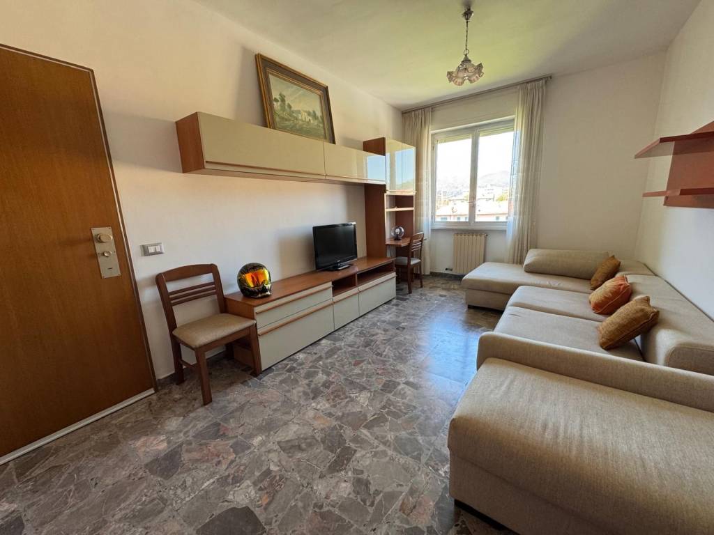 appartamento in vendita a La Spezia in zona Canaletto / Buonviaggio / Migliarina