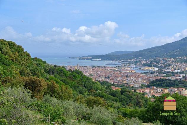 appartamento in vendita a La Spezia in zona Sarbia