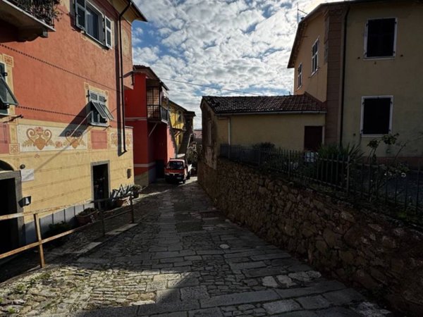 appartamento in vendita a La Spezia in zona Sarbia
