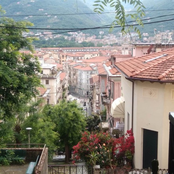 appartamento in vendita a La Spezia in zona Chiappa