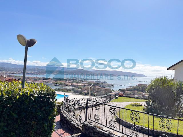 appartamento in vendita a La Spezia in zona Biassa