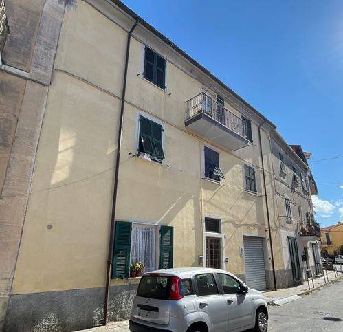 appartamento in vendita a La Spezia in zona Pitelli